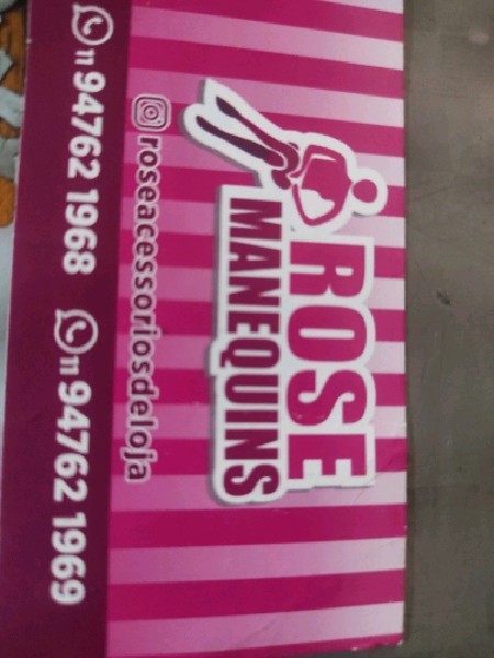 Rose Manequins